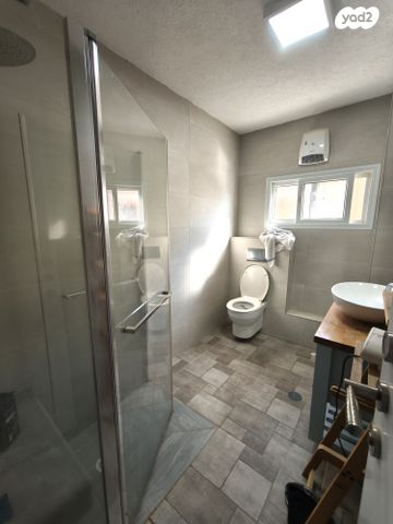 בית פרטי/ קוטג', עורב, מעוף, ערד