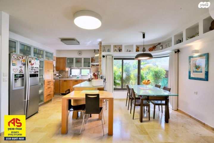 בית פרטי/ קוטג', מרדכי הראל, גבעתי, רחובות