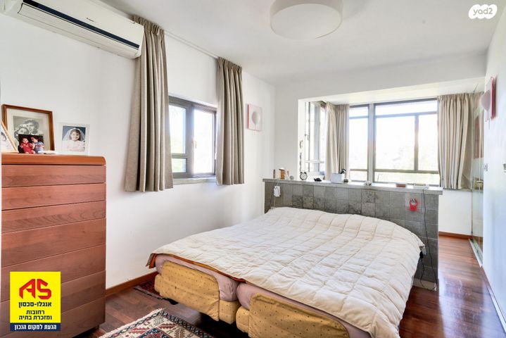 בית פרטי/ קוטג', מרדכי הראל, גבעתי, רחובות