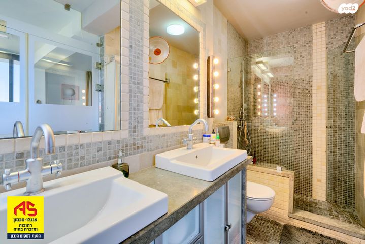 בית פרטי/ קוטג', מרדכי הראל, גבעתי, רחובות