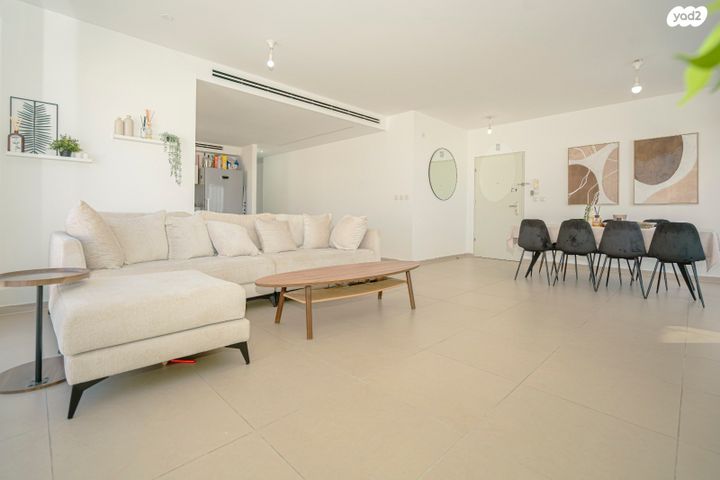 גג/ פנטהאוז, מעו"ף, חריש