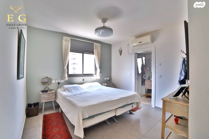 גג/ פנטהאוז, נאות רבין, יבנה