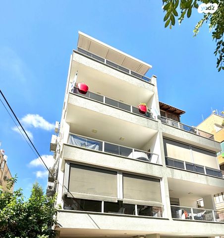 רמז, מערב ותיק