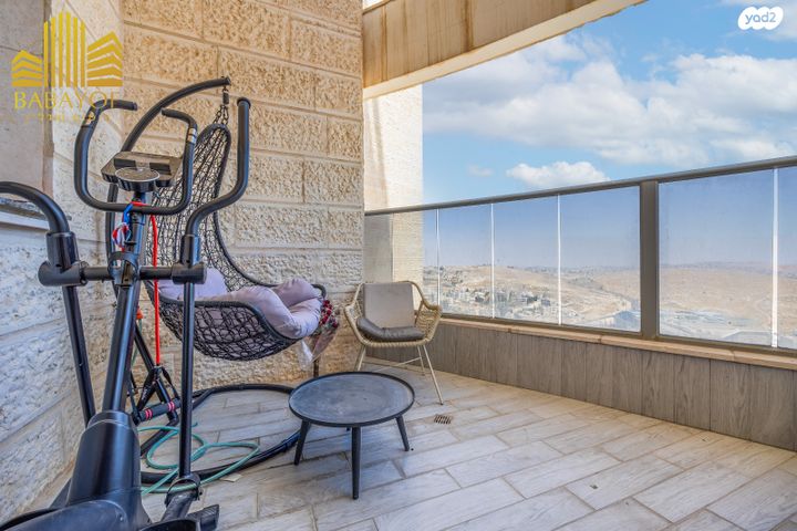 דירה, אליהו קורן, חומת שמואל, הר חומה, ירושלים