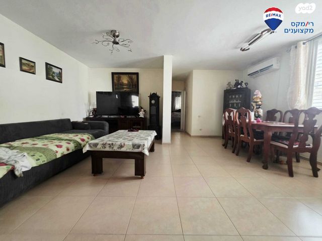 דירה, הרברט סמואל 97, מרכז העיר, חדרה