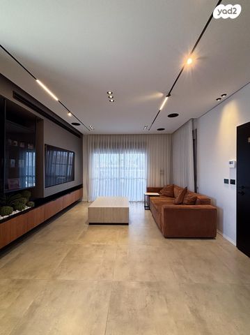 גג/ פנטהאוז