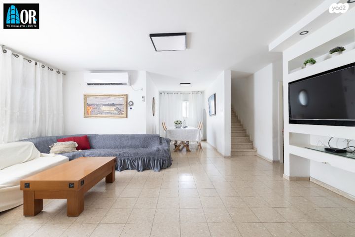 דופלקס, האירוס, נאות הדרים (חבצלת הצעירה), קרית עקרון