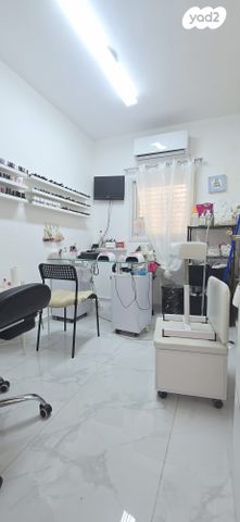 דירה, שלום שבזי 10, מחנה יהודה, פתח תקווה