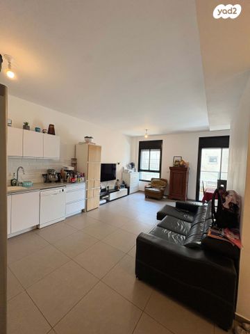 דירה, נתניה