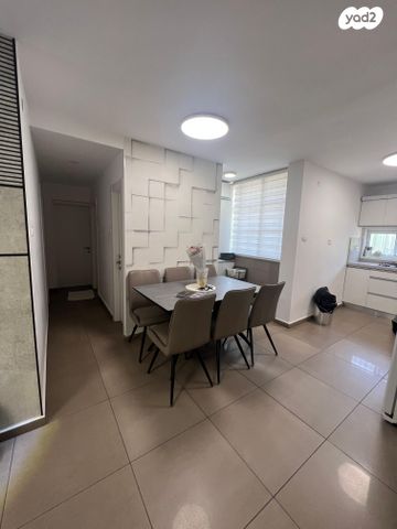 דירה, מבצע יהונתן, נווה יהונתן, רמלה