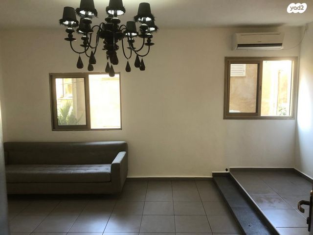 דירה, שדרות הנשיא וייצמן 28, מרכז העיר, חדרה