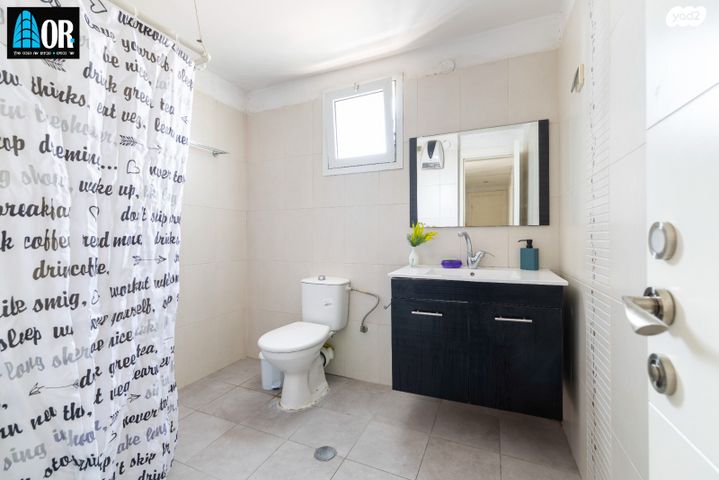 דופלקס, האירוס, נאות הדרים (חבצלת הצעירה), קרית עקרון