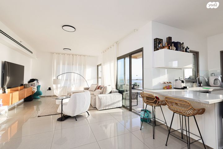 דירה, שדרות בן גוריון 143, אגמים, נתניה