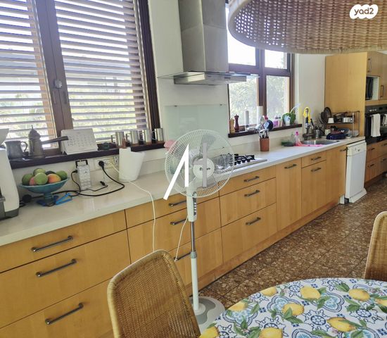 בית פרטי/ קוטג', סביון