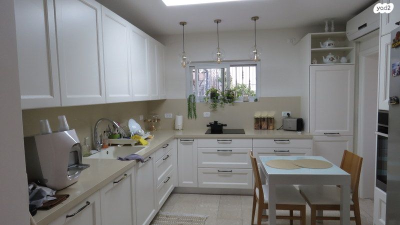 דו משפחתי, רמות, ירושלים