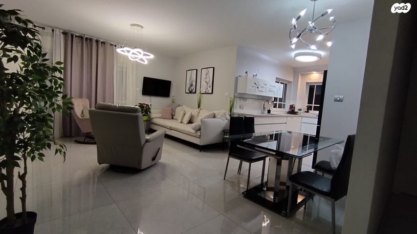 דירה, רש"י, הדר עליון, חיפה