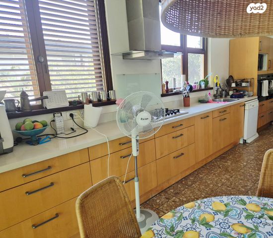 בית פרטי/ קוטג', סביון