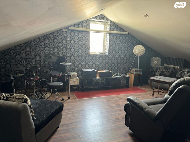 דו משפחתי, הר כתרון 30, הר כתרון, צור הדסה