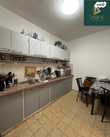 דירה, סמטת רחל, רחובות