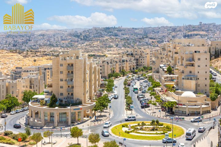 דירה, אליהו קורן, חומת שמואל, הר חומה, ירושלים