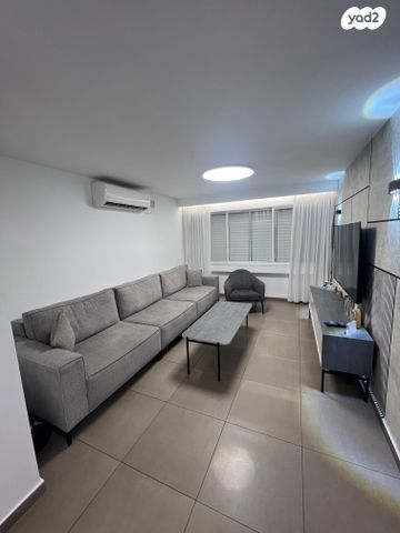 דירה, מבצע יהונתן, נווה יהונתן, רמלה