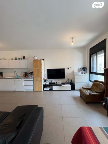 דירה, נתניה