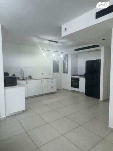 דירה, רוזמרין, סיגליות, באר שבע