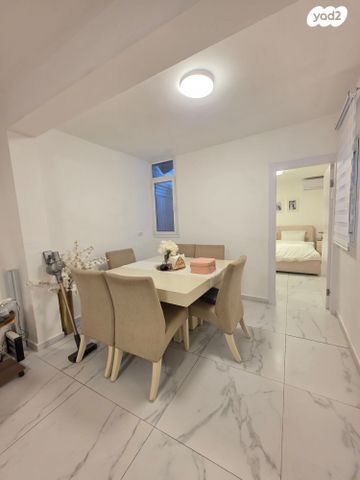 דירה, הדקל, בני עי''ש, בני עי"ש