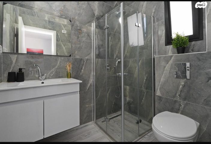 דירה, הצנחנים, קרית שמואל, טבריה