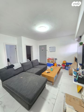 דירה, הדקל, בני עי''ש, בני עי"ש