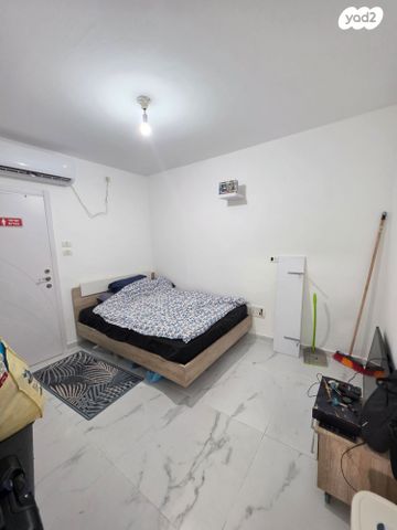 דירה, הדקל, בני עי''ש, בני עי"ש