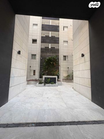 דירה, נתניה