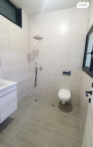 דירת גן, סיגליות, אפק, קרית ביאליק