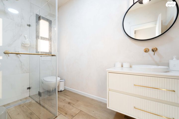 גג/ פנטהאוז, שוהם