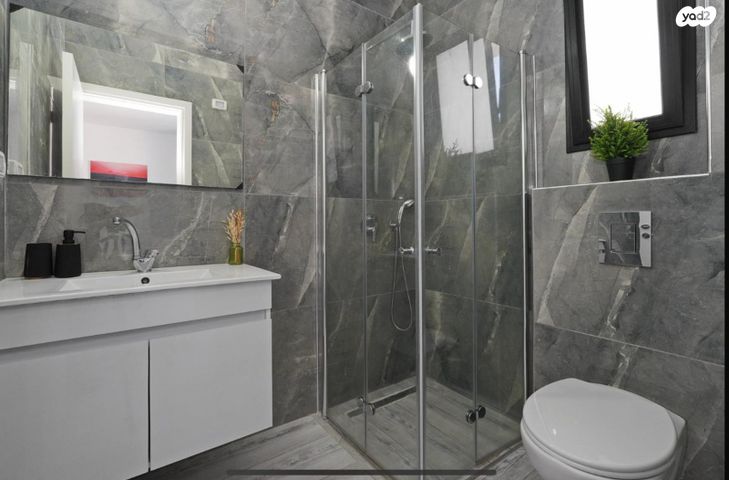 דירה, הצנחנים, קרית שמואל, טבריה