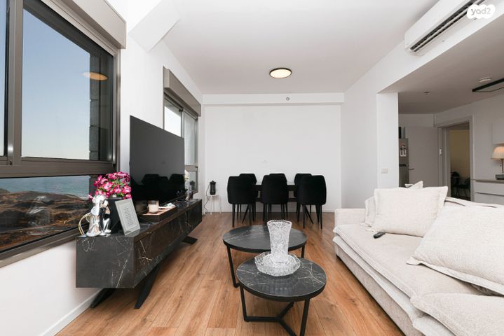 דירה, שדרות בן גוריון 143, אגמים, נתניה