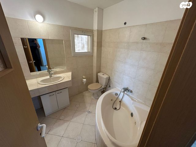 דירה, ליאו פיקרד, באר שבע