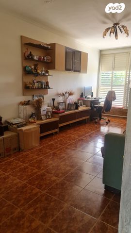 דירה, יפה נוף 178, הראשונים, שלומי