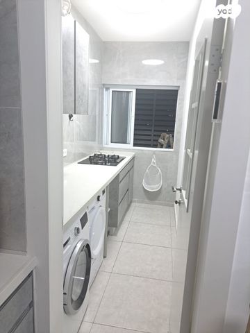 דירה, כיכר סיגל, רובע ה', אשדוד