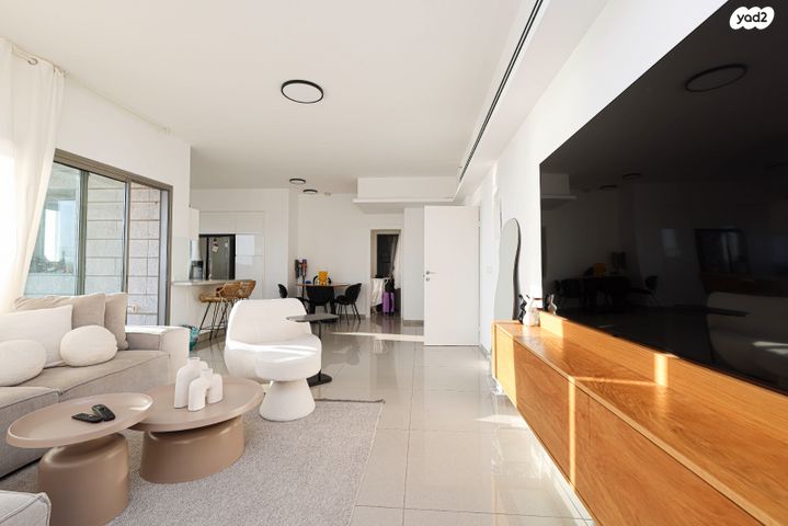 דירה, שדרות בן גוריון 143, אגמים, נתניה