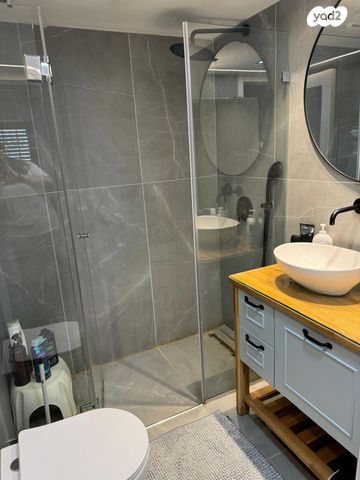 דו משפחתי, הר כתרון 30, הר כתרון, צור הדסה