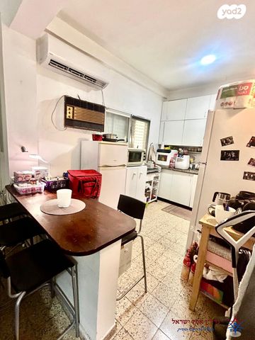 דירה, רחובות הנהר, חרוזים, רמת גן