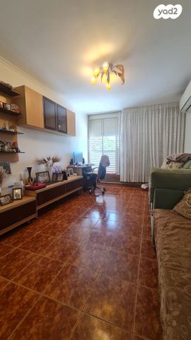 דירה, יפה נוף 178, הראשונים, שלומי