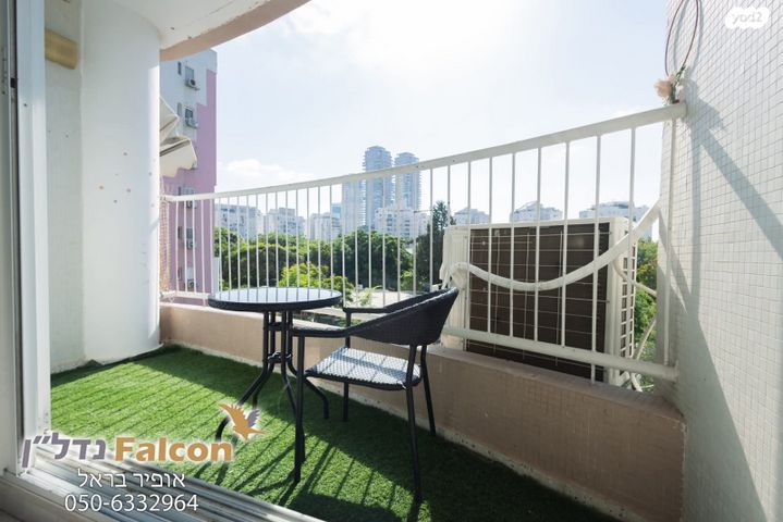 דירה, משה אבן עזרא, רובע ה', אשדוד