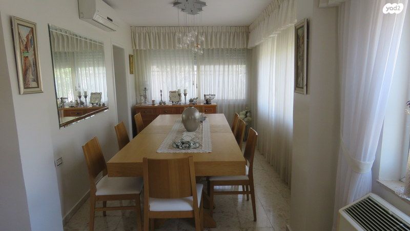 דו משפחתי, רמות, ירושלים