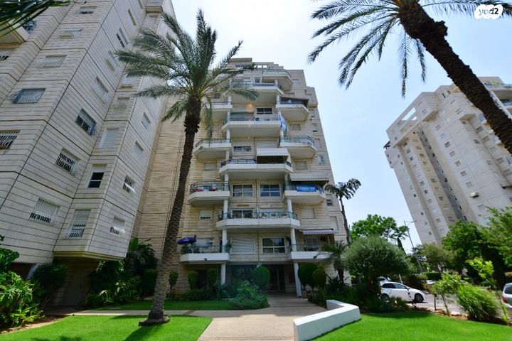 דירה, אור יהודה