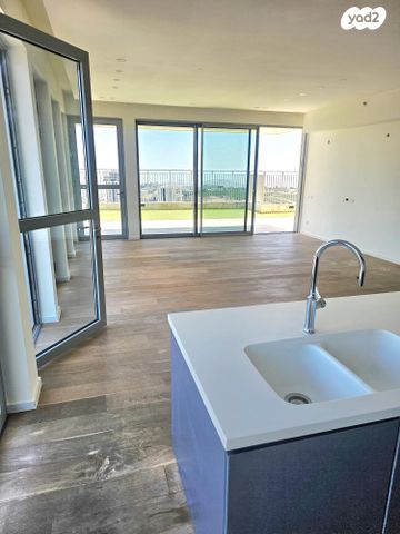 גג/ פנטהאוז, השופט חיים כהן, ארנונה, ירושלים