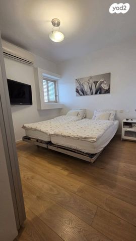 דירה, יהושע רבינוביץ, בן גוריון, חולון