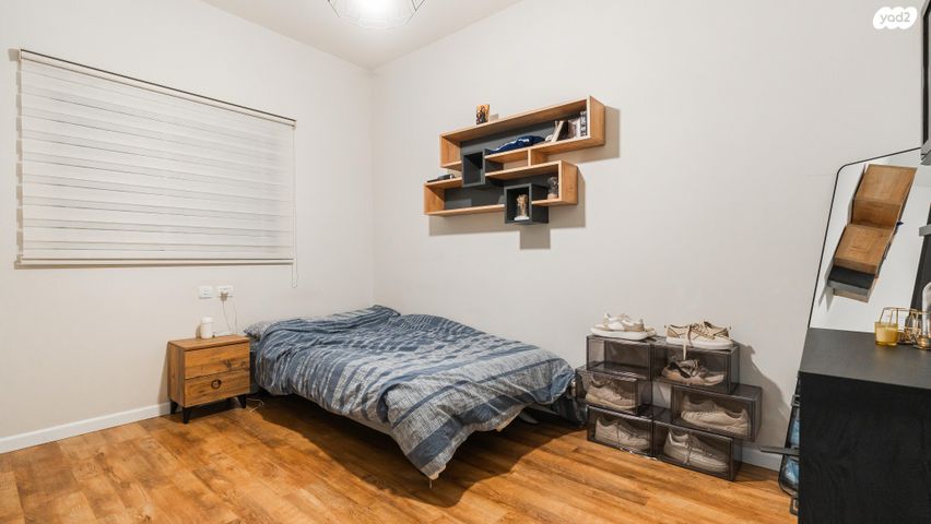 דו משפחתי, רנן