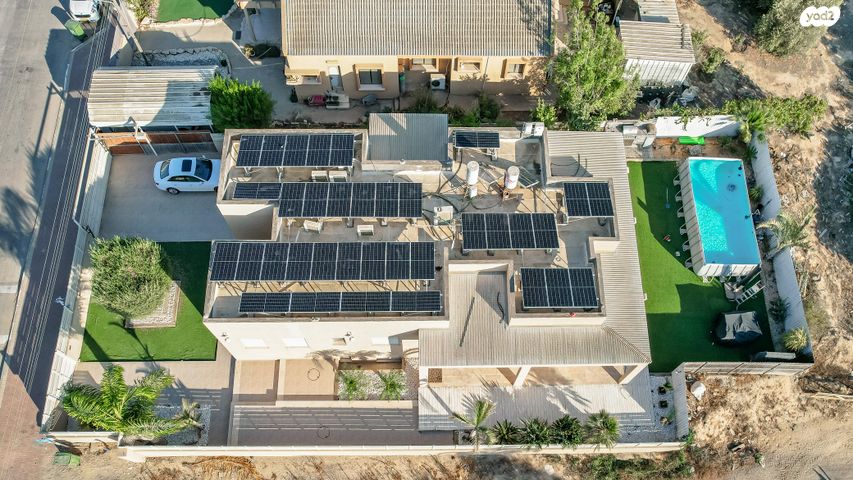 דו משפחתי, רנן